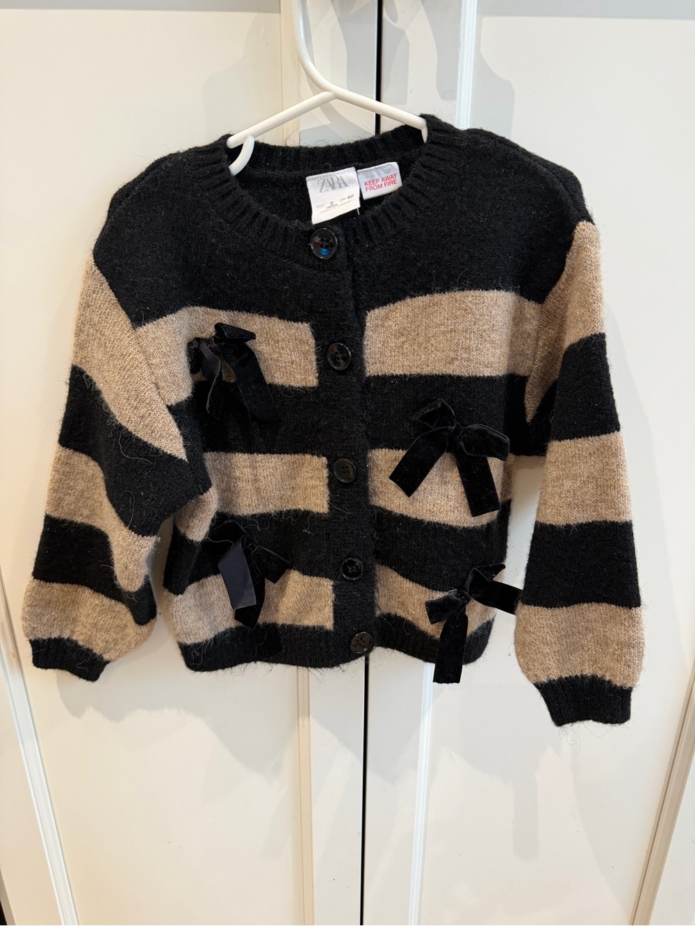 Zara 2t Kids Black & Beige Striped Bow Cardigan